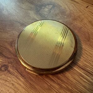 Vintage Stratton Mirrored Powder Compact